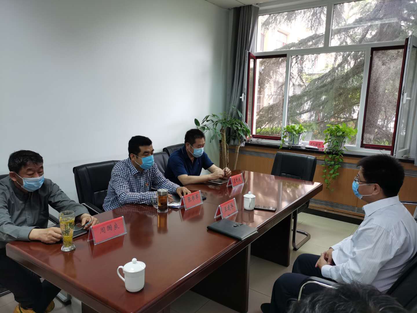 门头沟区委常委、组织部部长王建华同志到区人防办调研.jpg