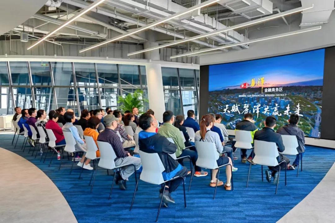 金融2.jpg 金融2.jpg