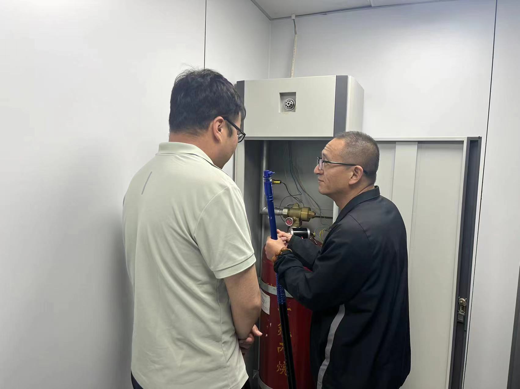 ea1368a140b61b1bb540f9b4c855d3f.jpg ea1368a140b61b1bb540f9b4c855d3f.jpg