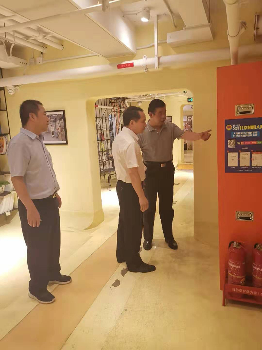 调研社区人防建设推进常态化发展